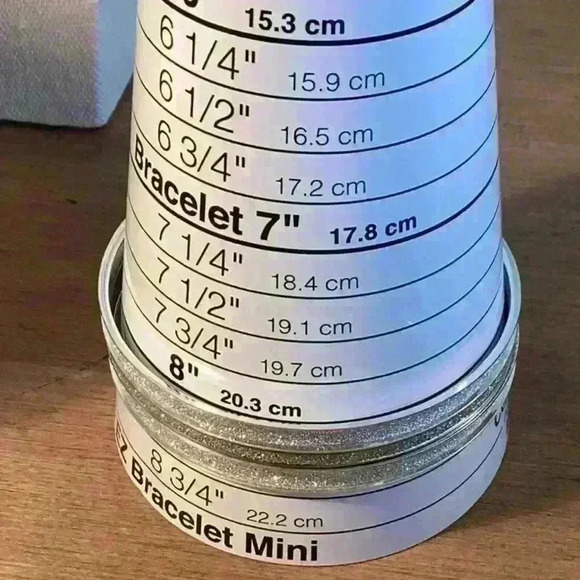 Silver Tone Bangle Set of 3 Sparkly 8 inches - Picture 3 of 3